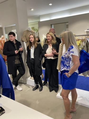 25-03-22-11-22-17-7009