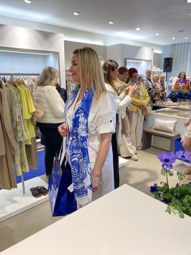 25-03-22-11-22-19-7010