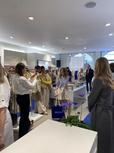 25-03-22-11-22-21-7011